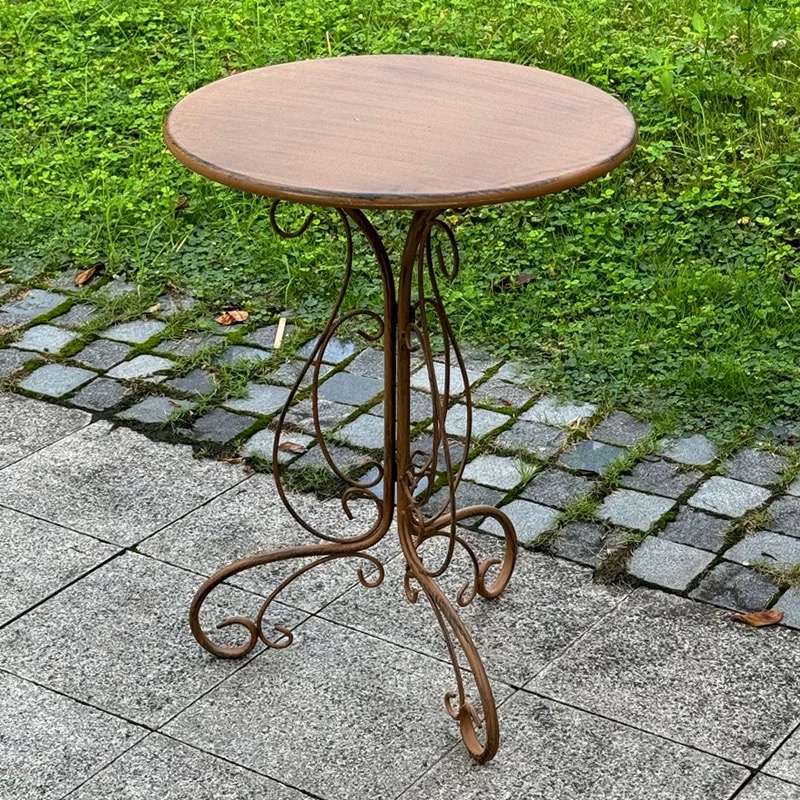 Mesa Lateral Redonda com Base  - Outdoor Furniture Vintage avaliação e preço