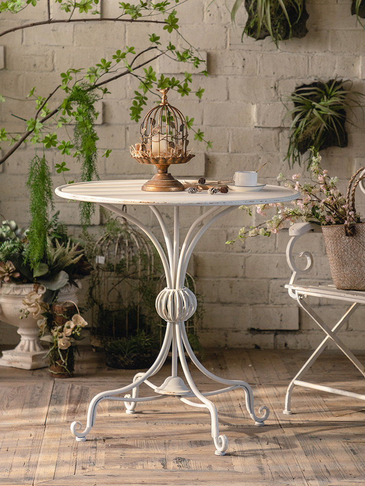 Mesa redonda pequena e cadeira - Outdoor Furniture Vintage avaliação e preço